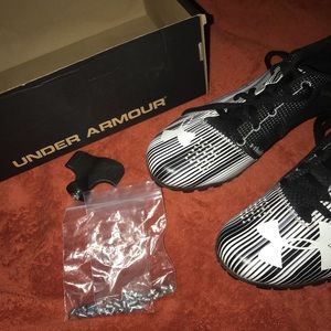 Women’s UA track spikes